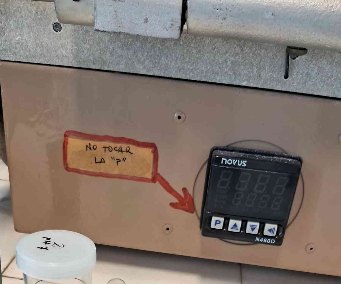 Un botón en la mufla del CIN.